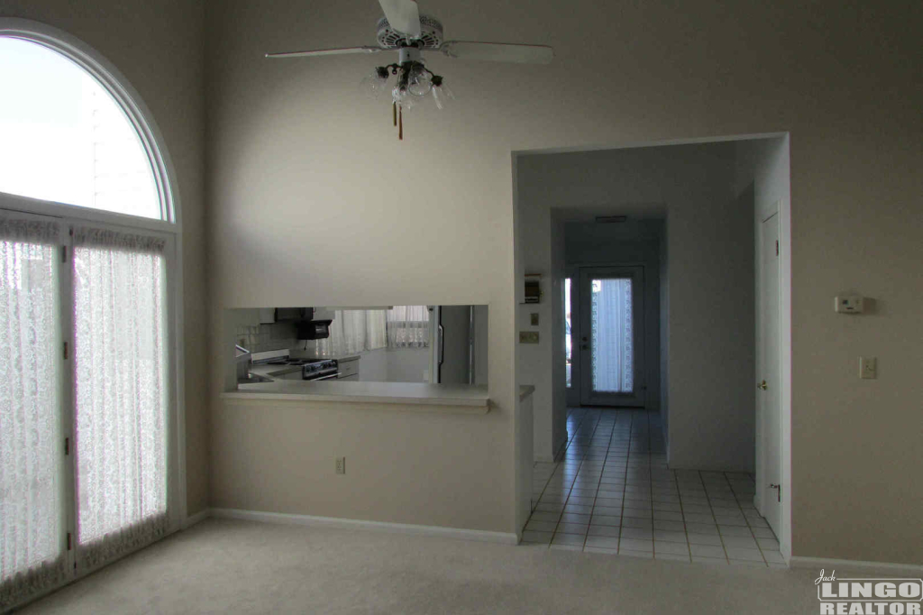 living-room-2 11 HUNTERS POINTE Rental Property