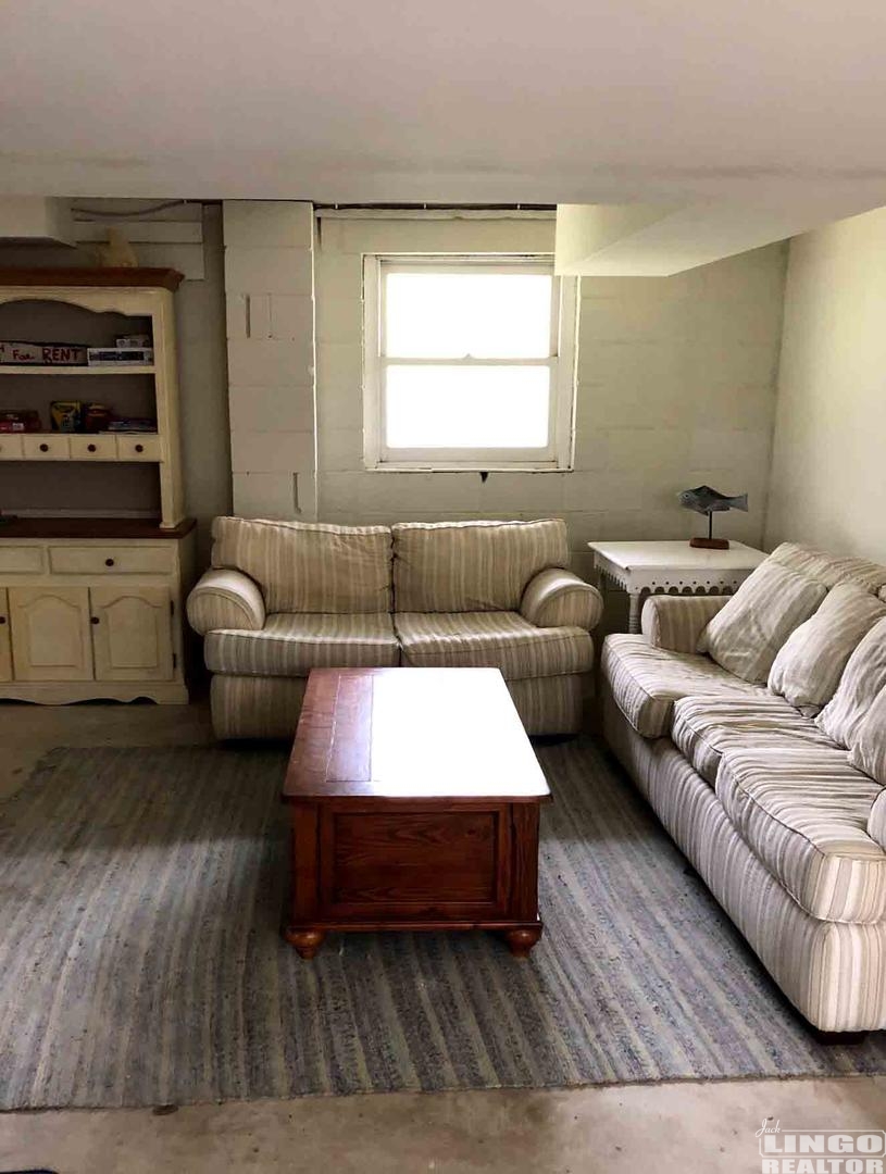 1 Mississippi Avenue Rental Property