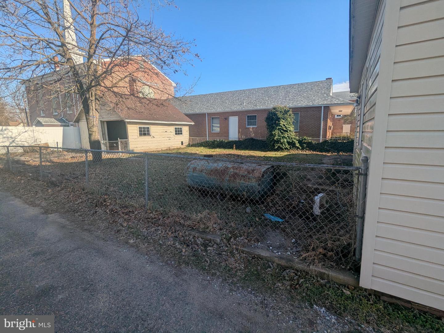 listing image