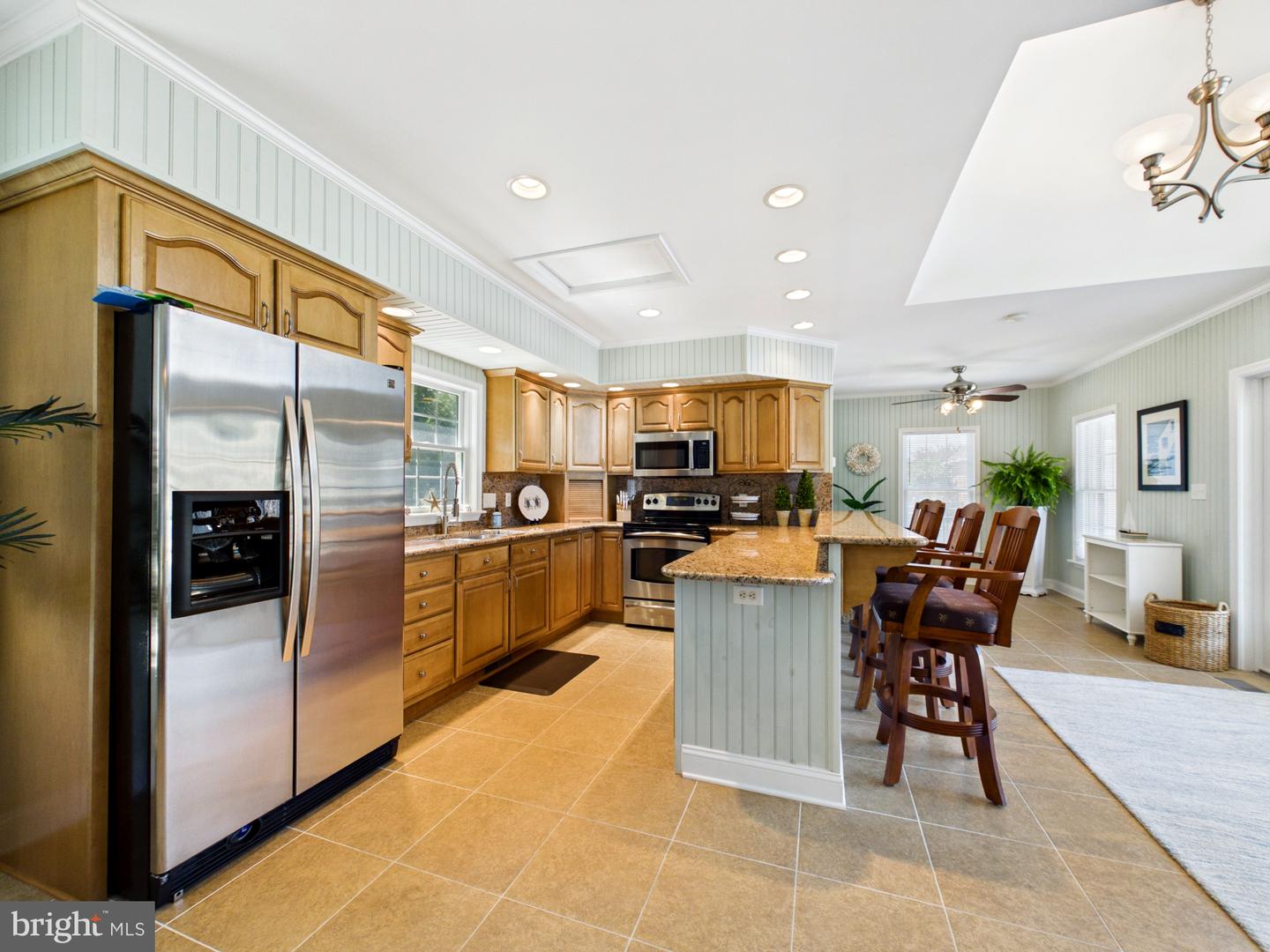 listing image