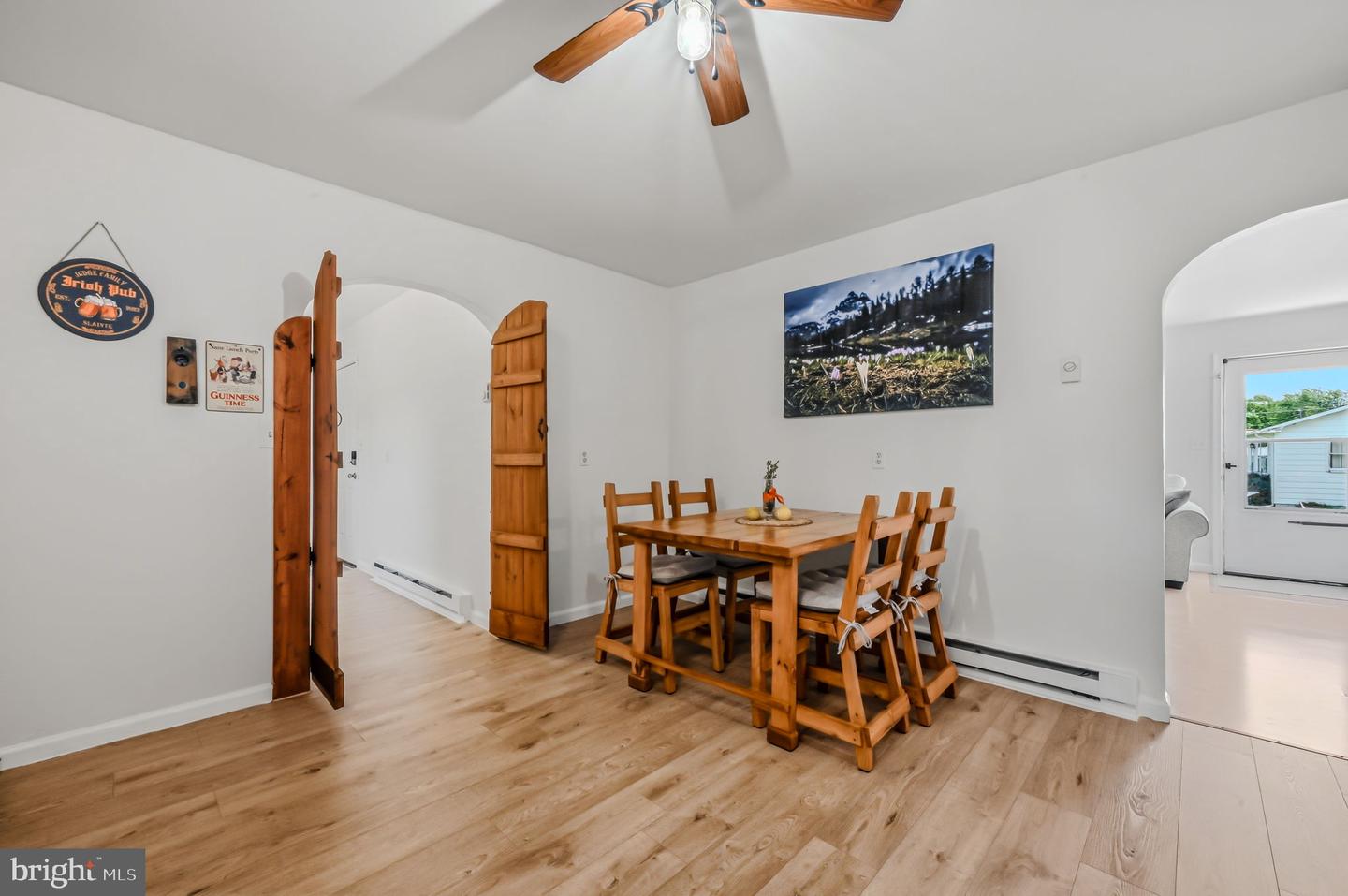 listing image