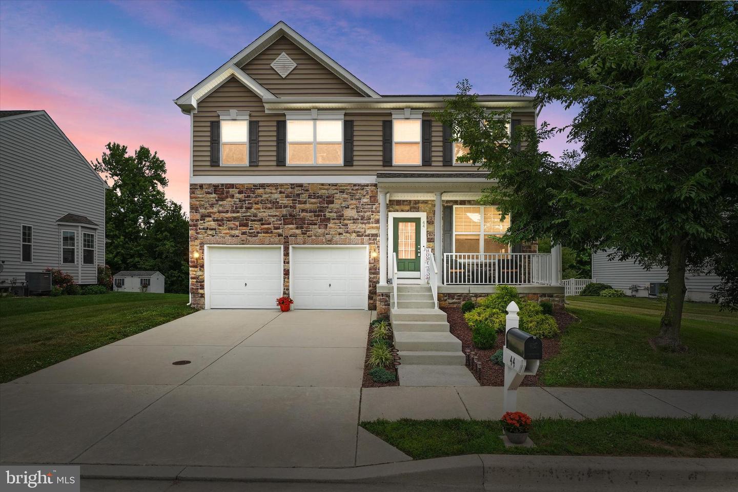 listing image