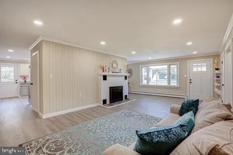 listing image