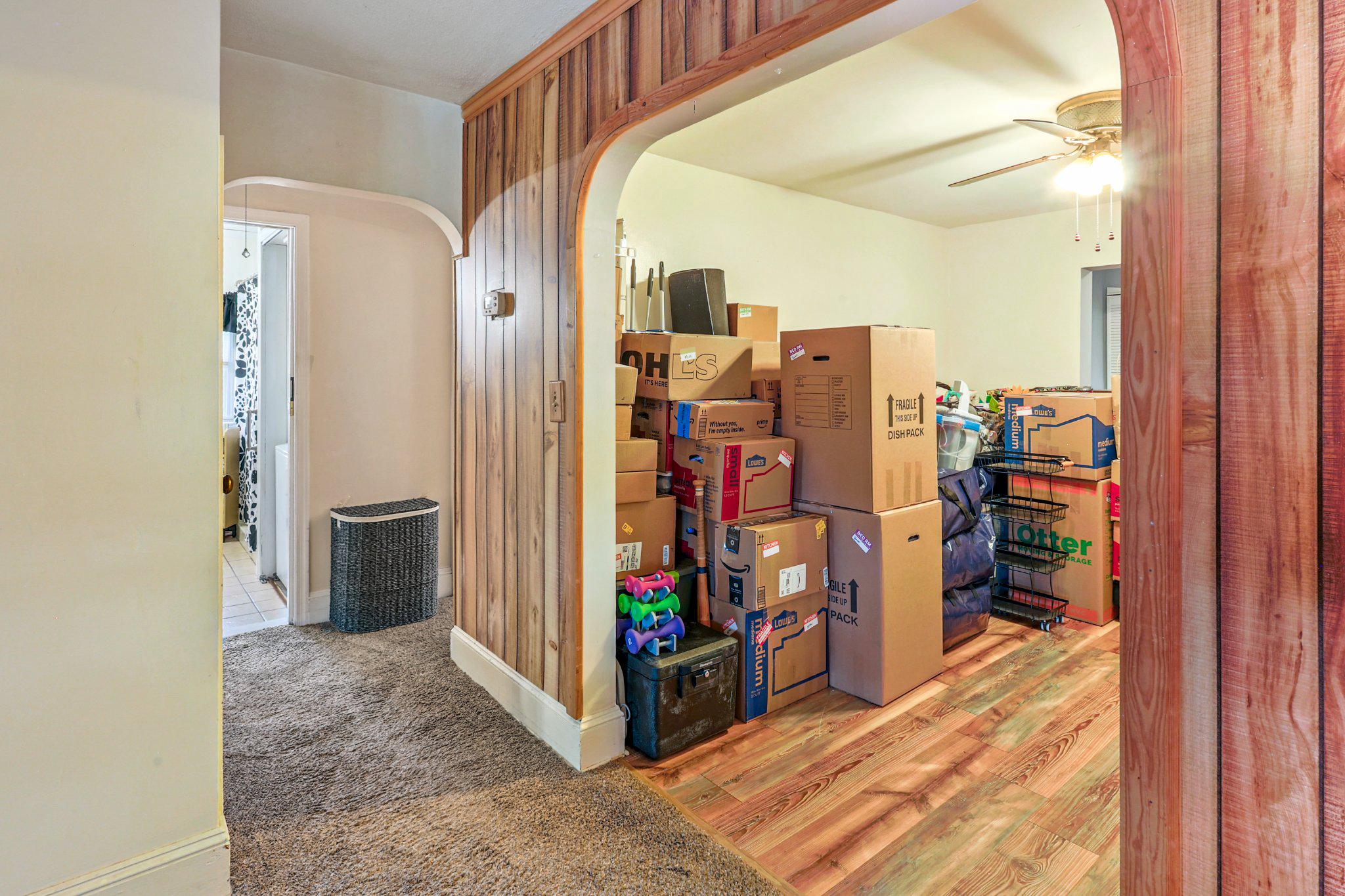 listing image