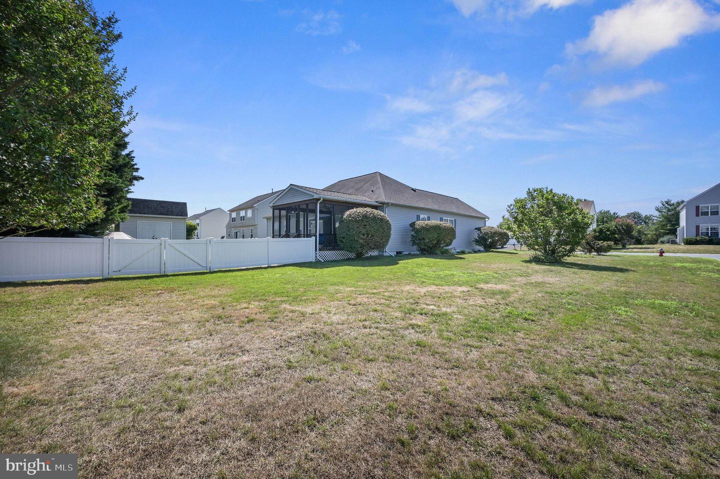 listing image