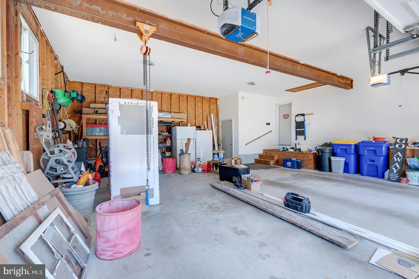 listing image
