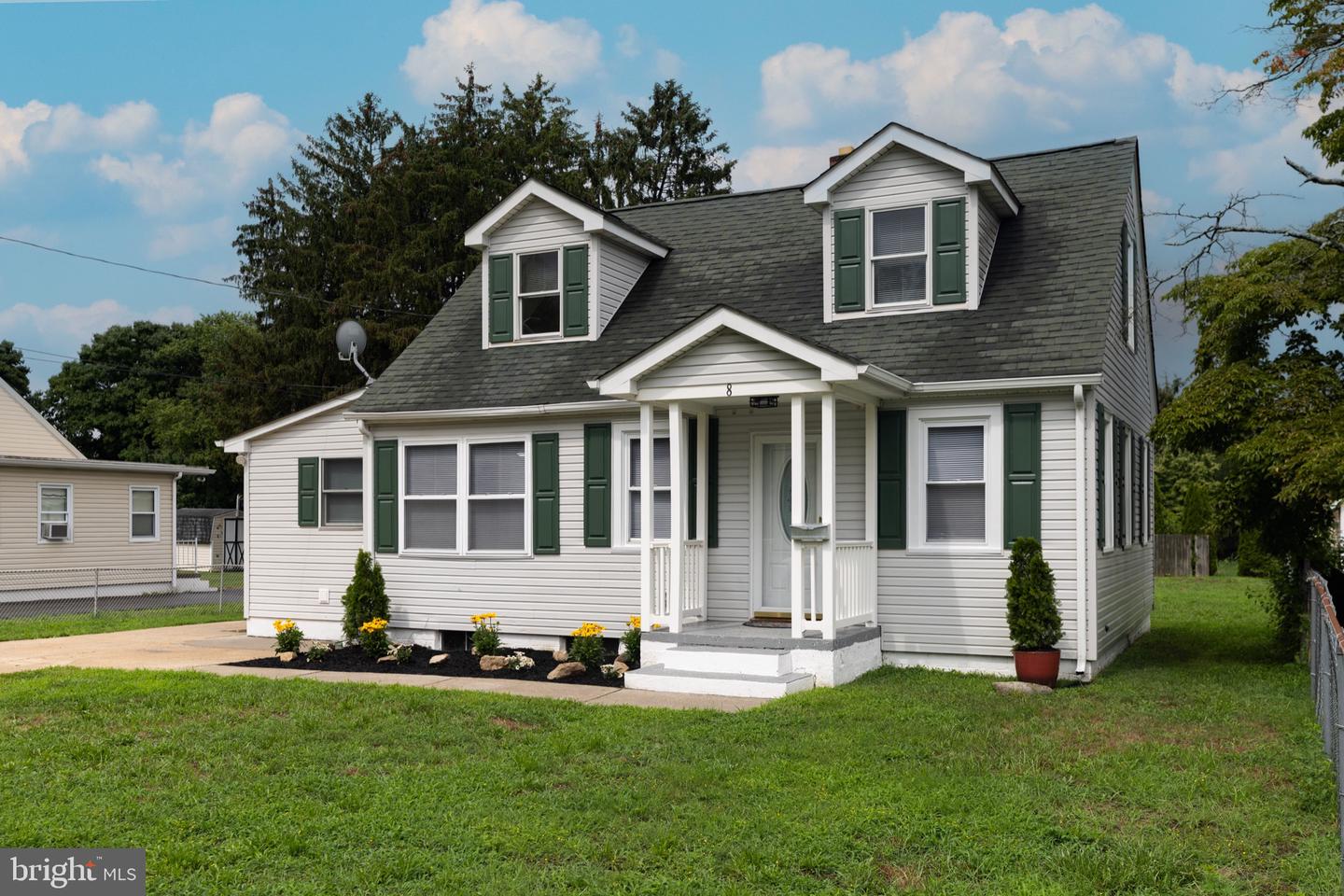 listing image