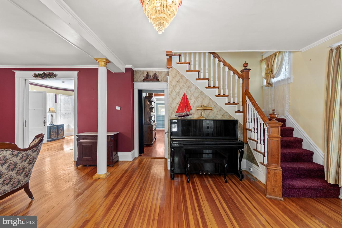 listing image