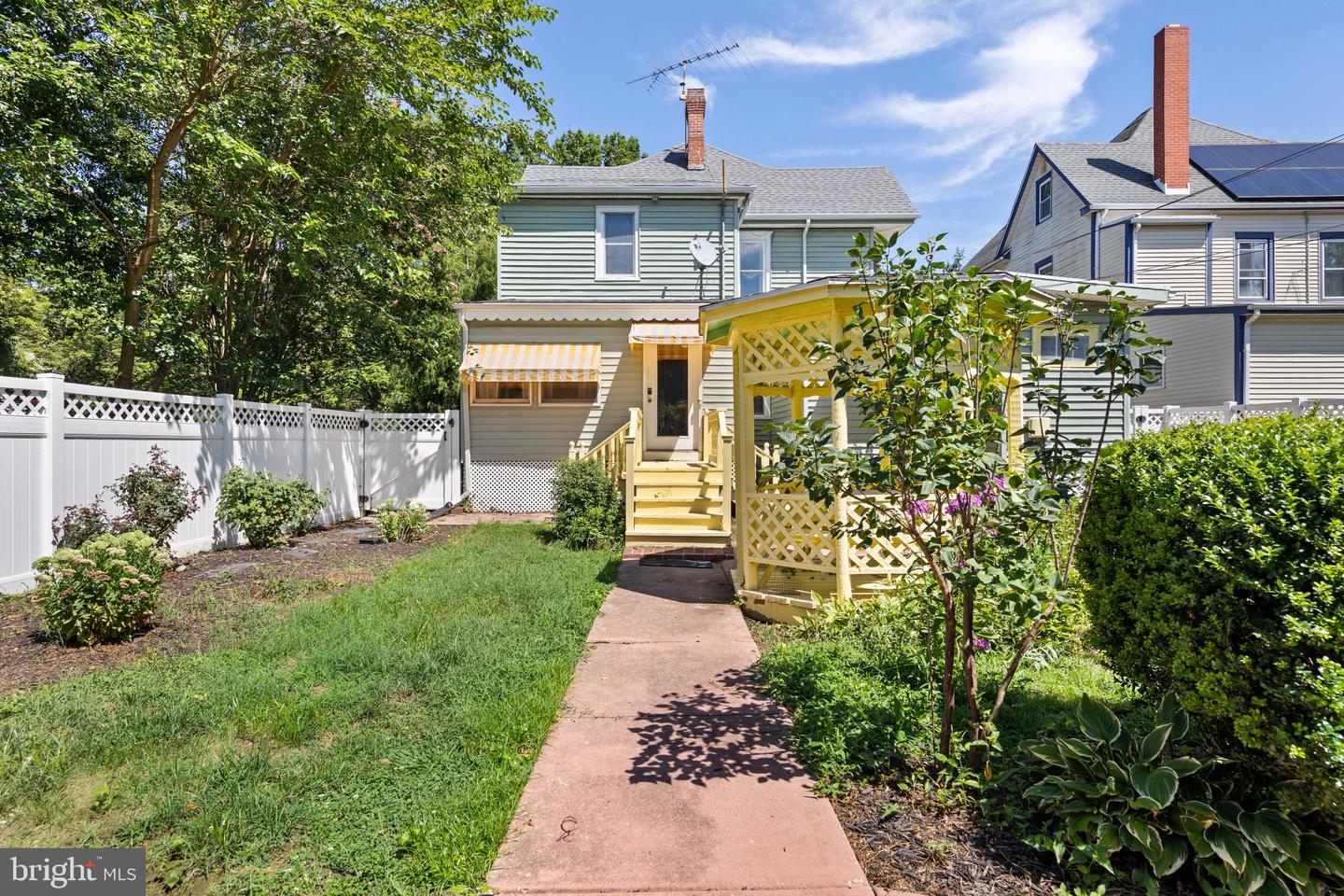 listing image