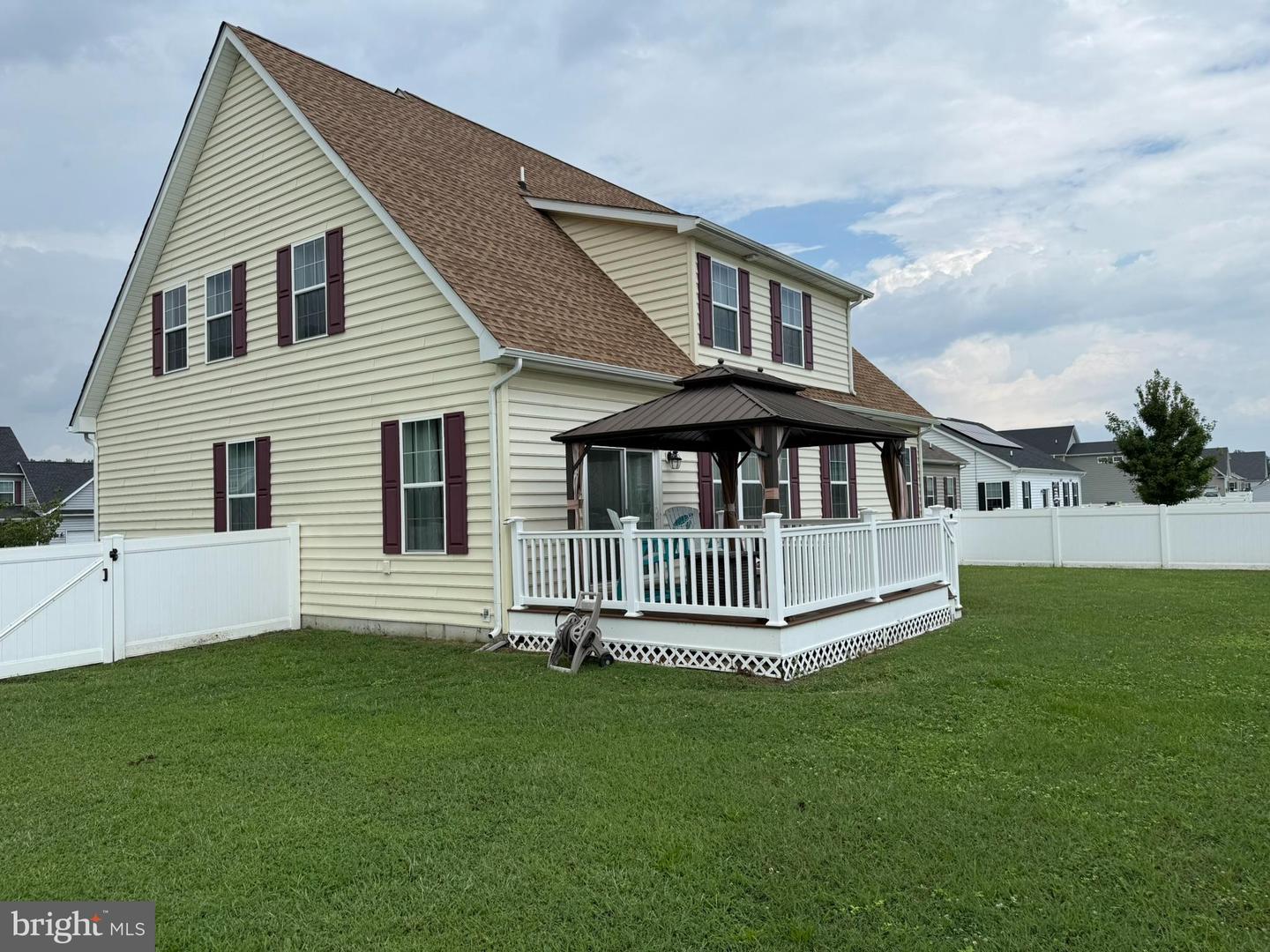 listing image