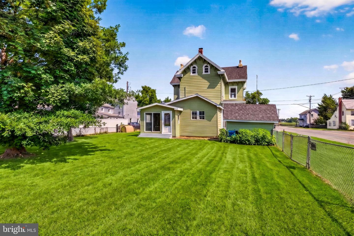 listing image