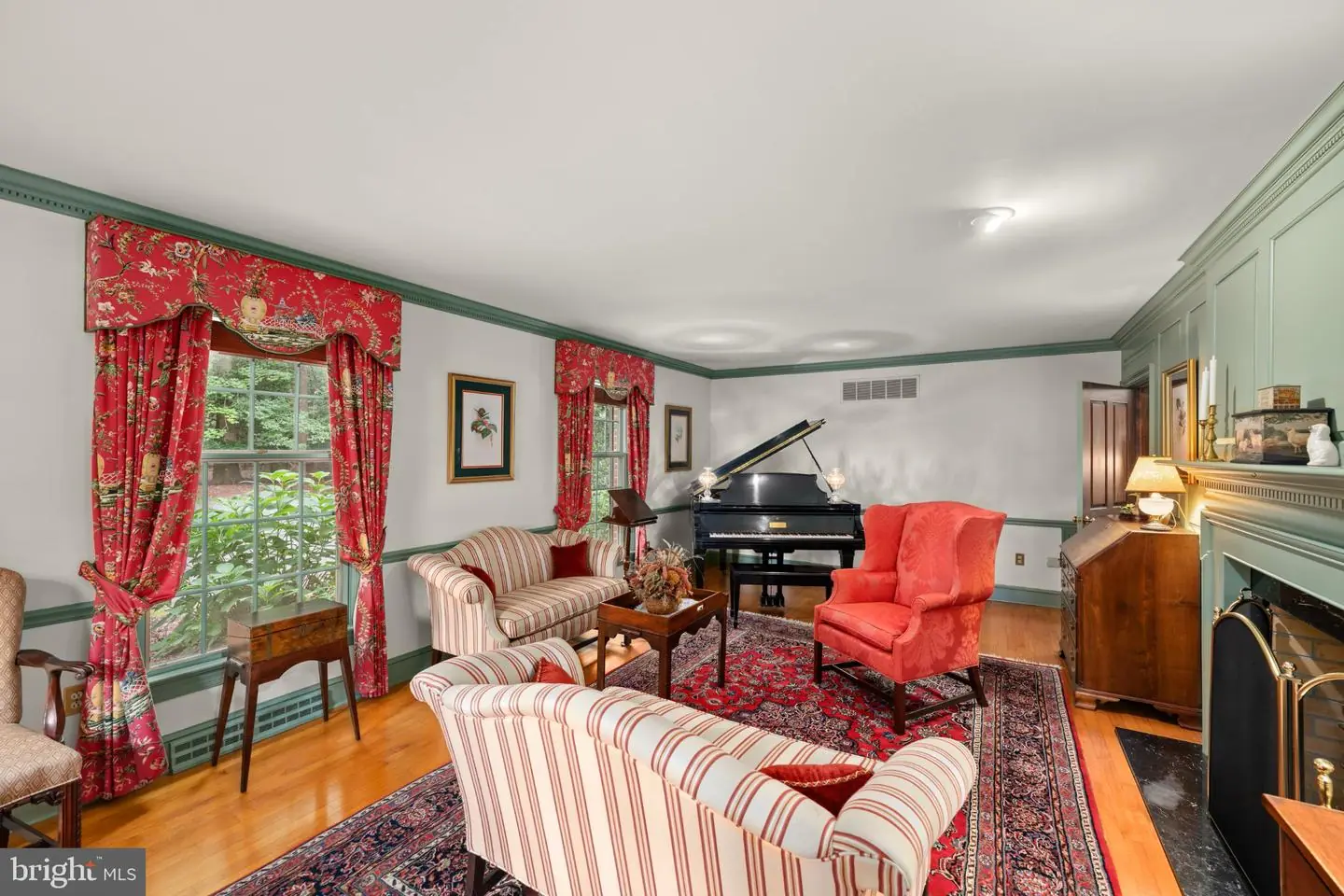 listing image