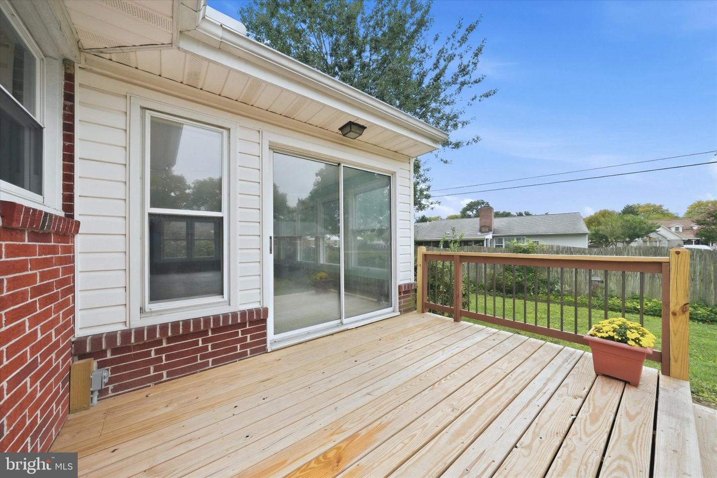 listing image