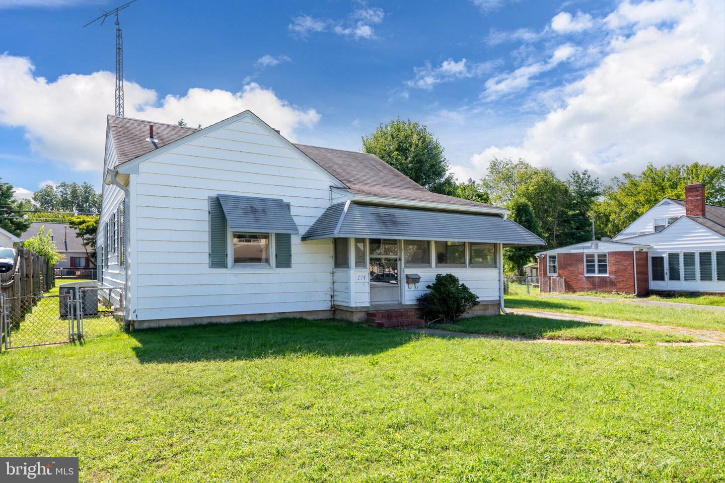 listing image