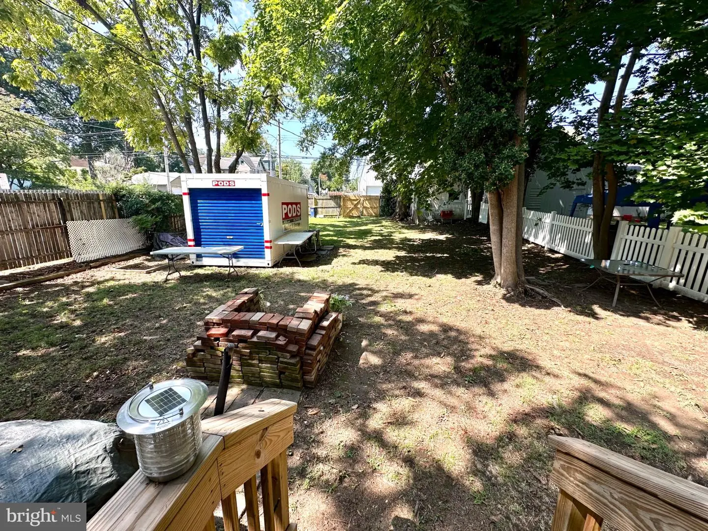 listing image