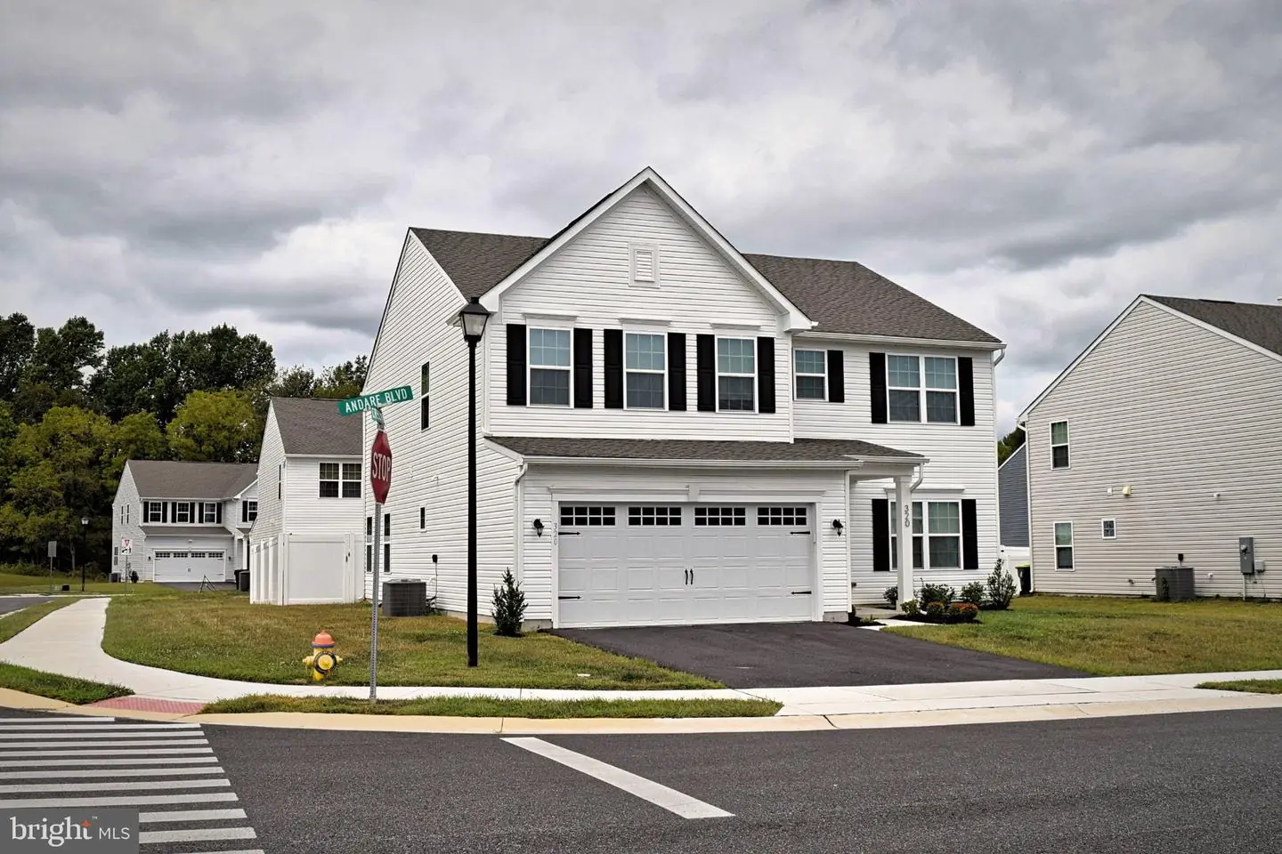 listing image