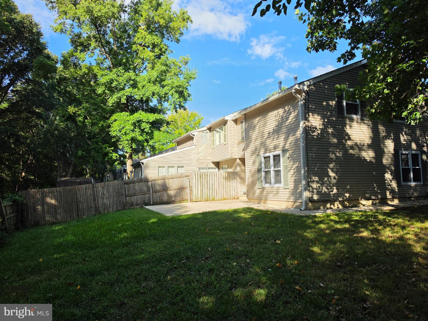listing image