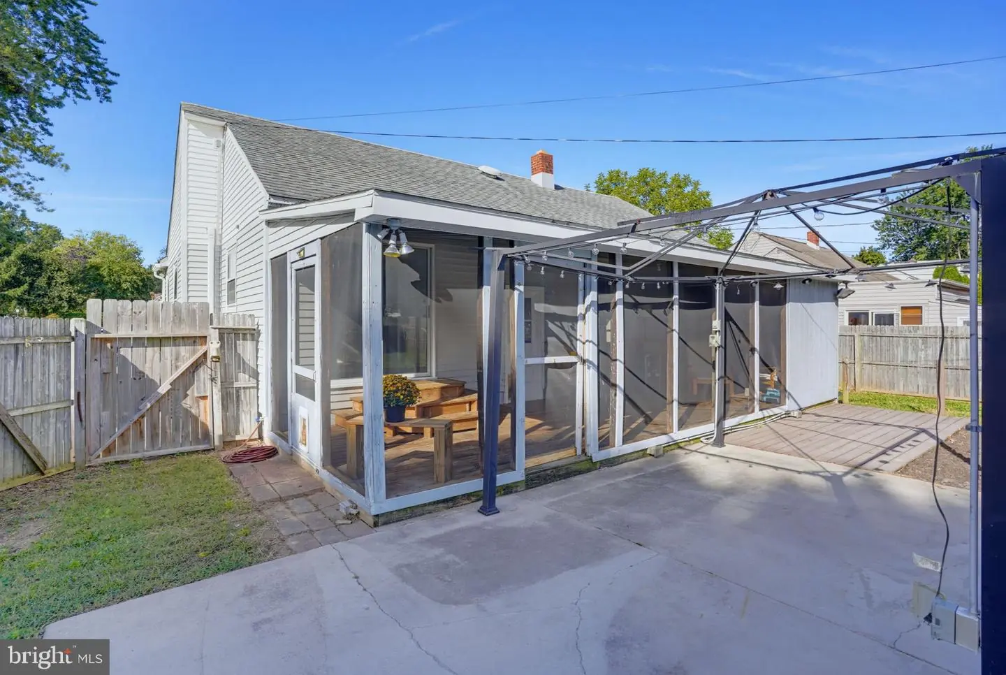 listing image