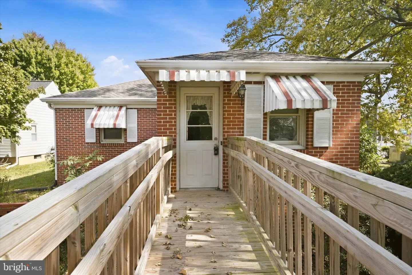 listing image