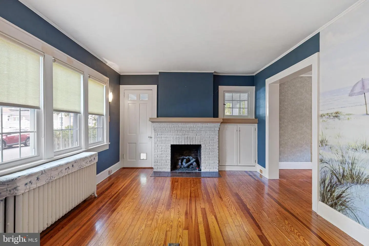listing image