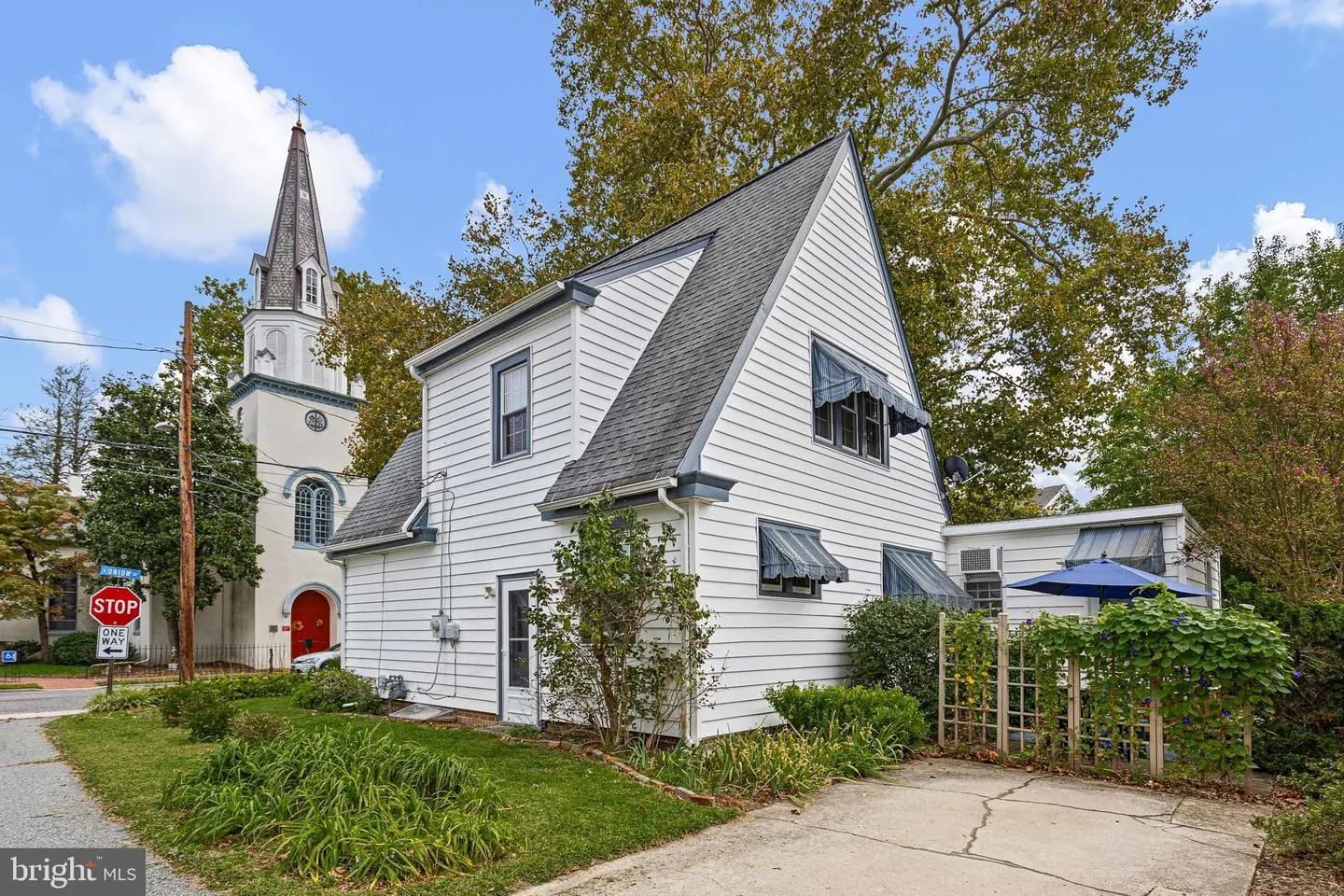 listing image
