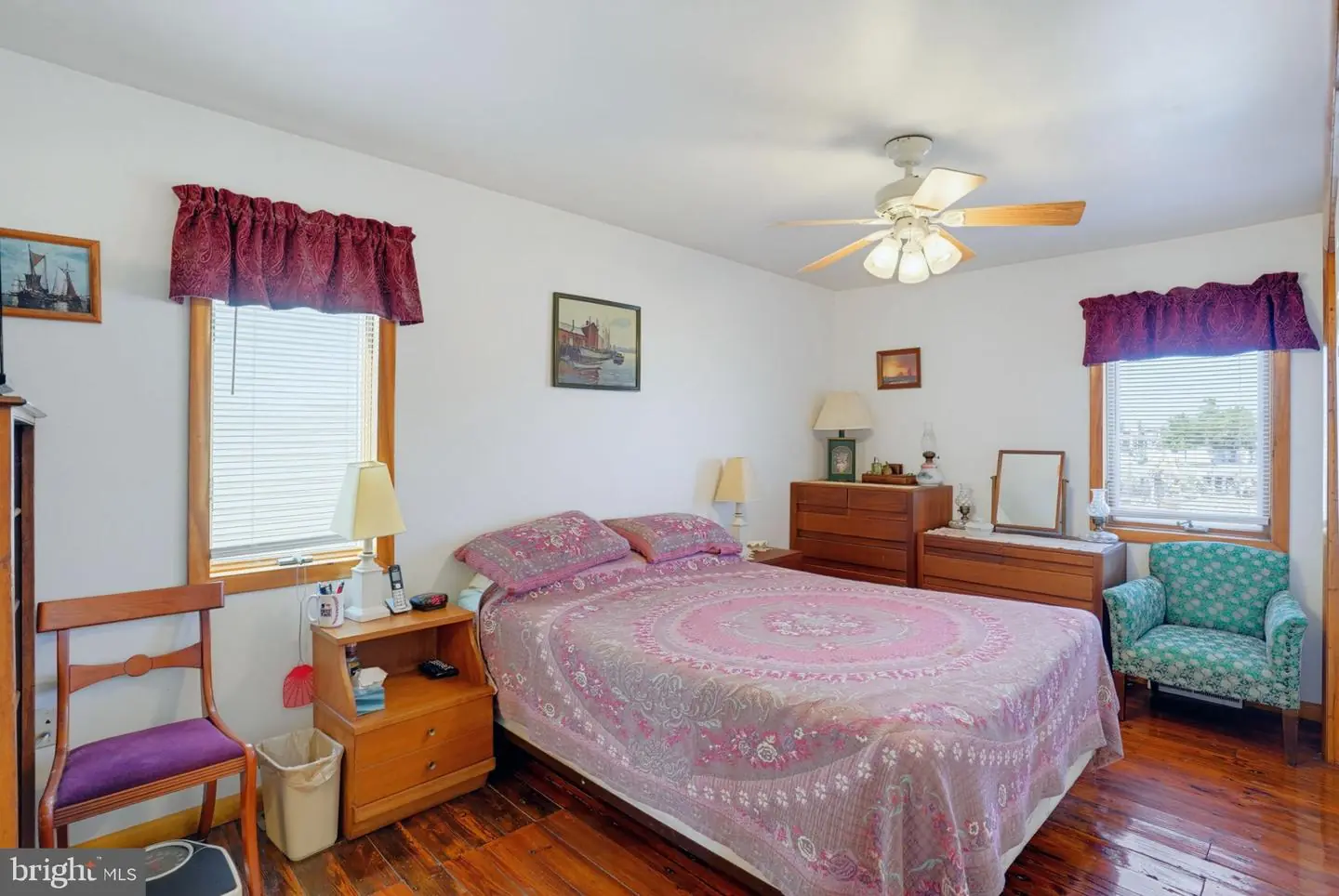 listing image