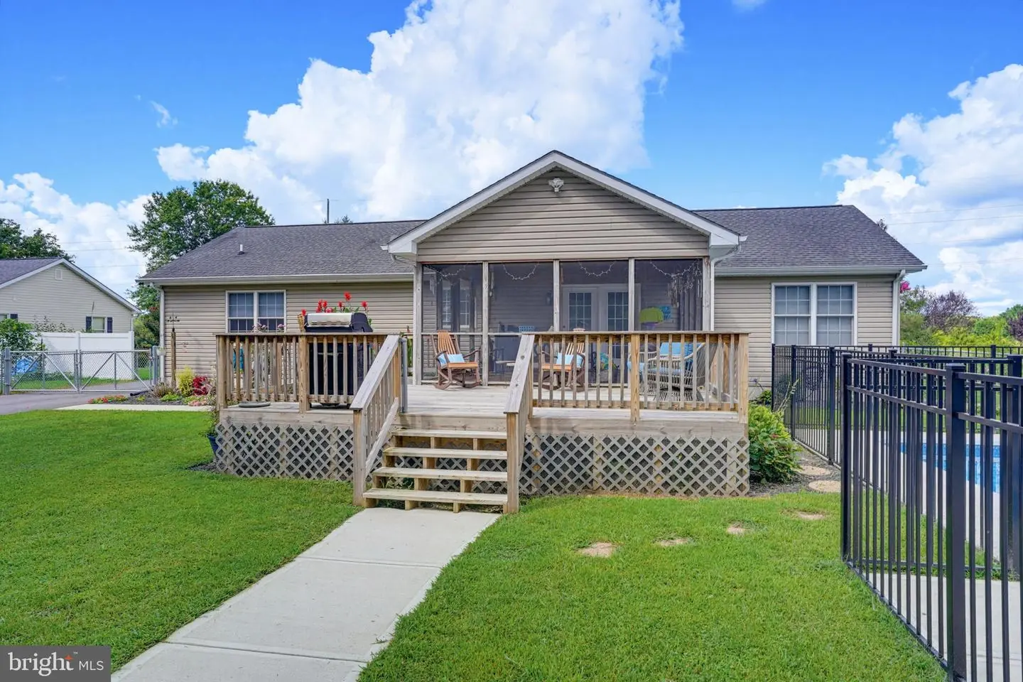 listing image
