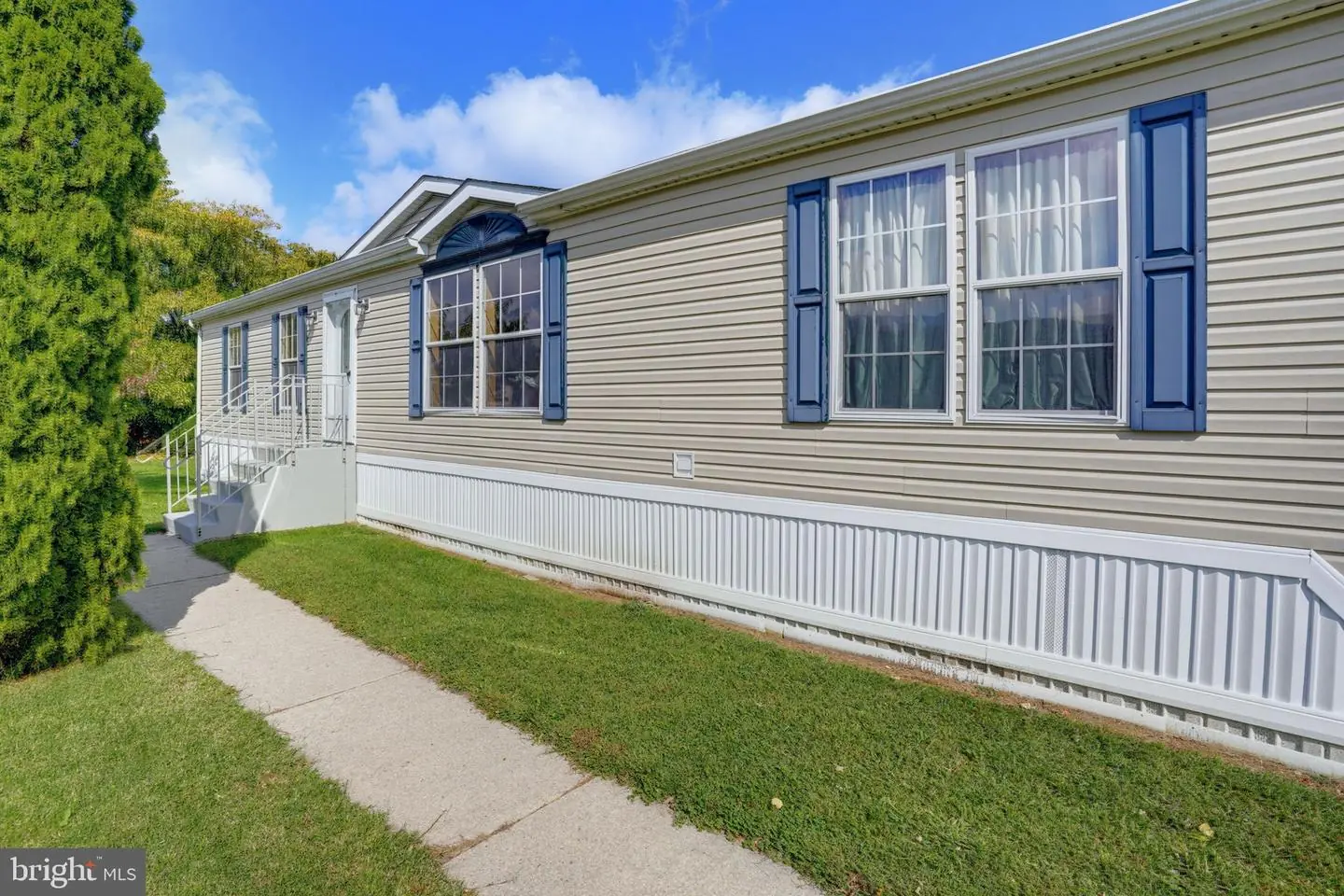 listing image