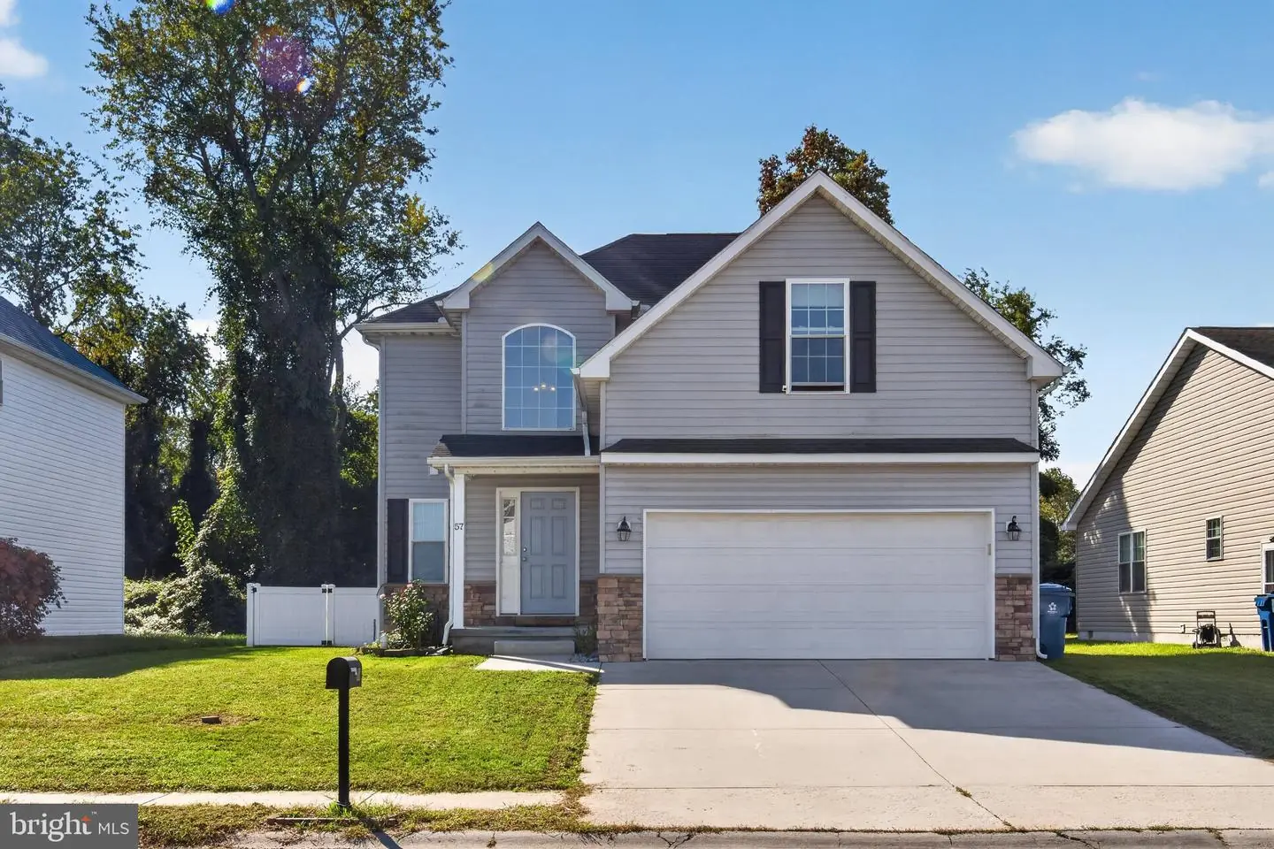 listing image