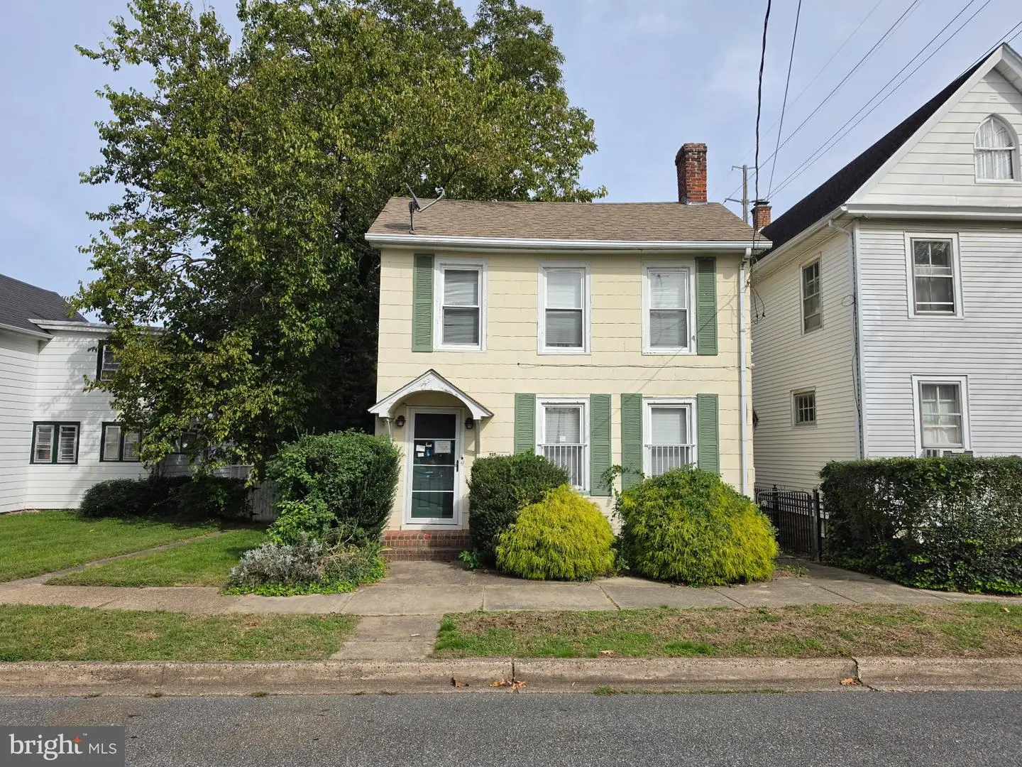 listing image