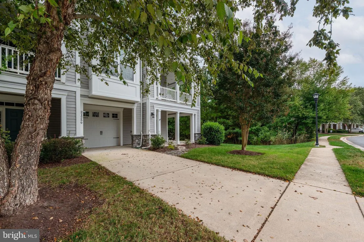 listing image