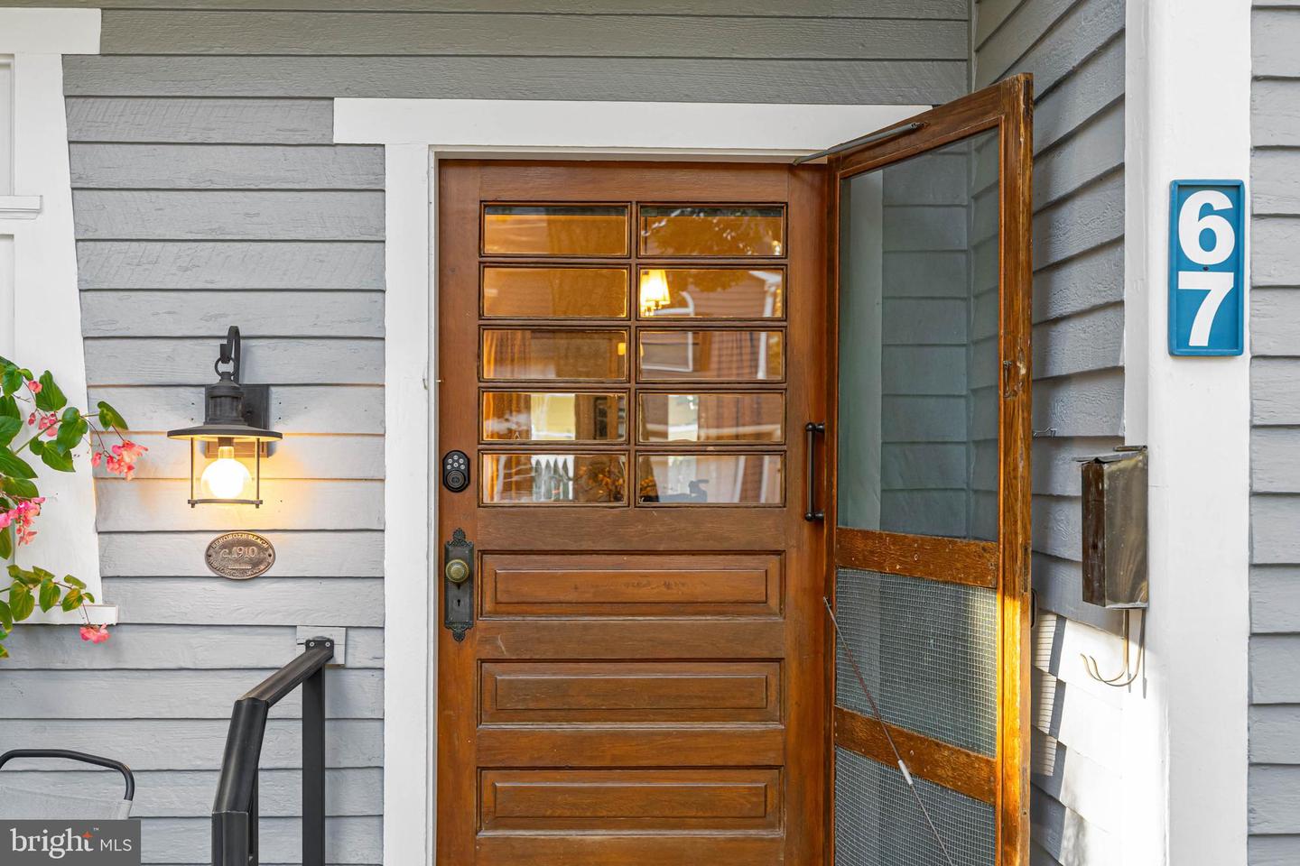 listing image