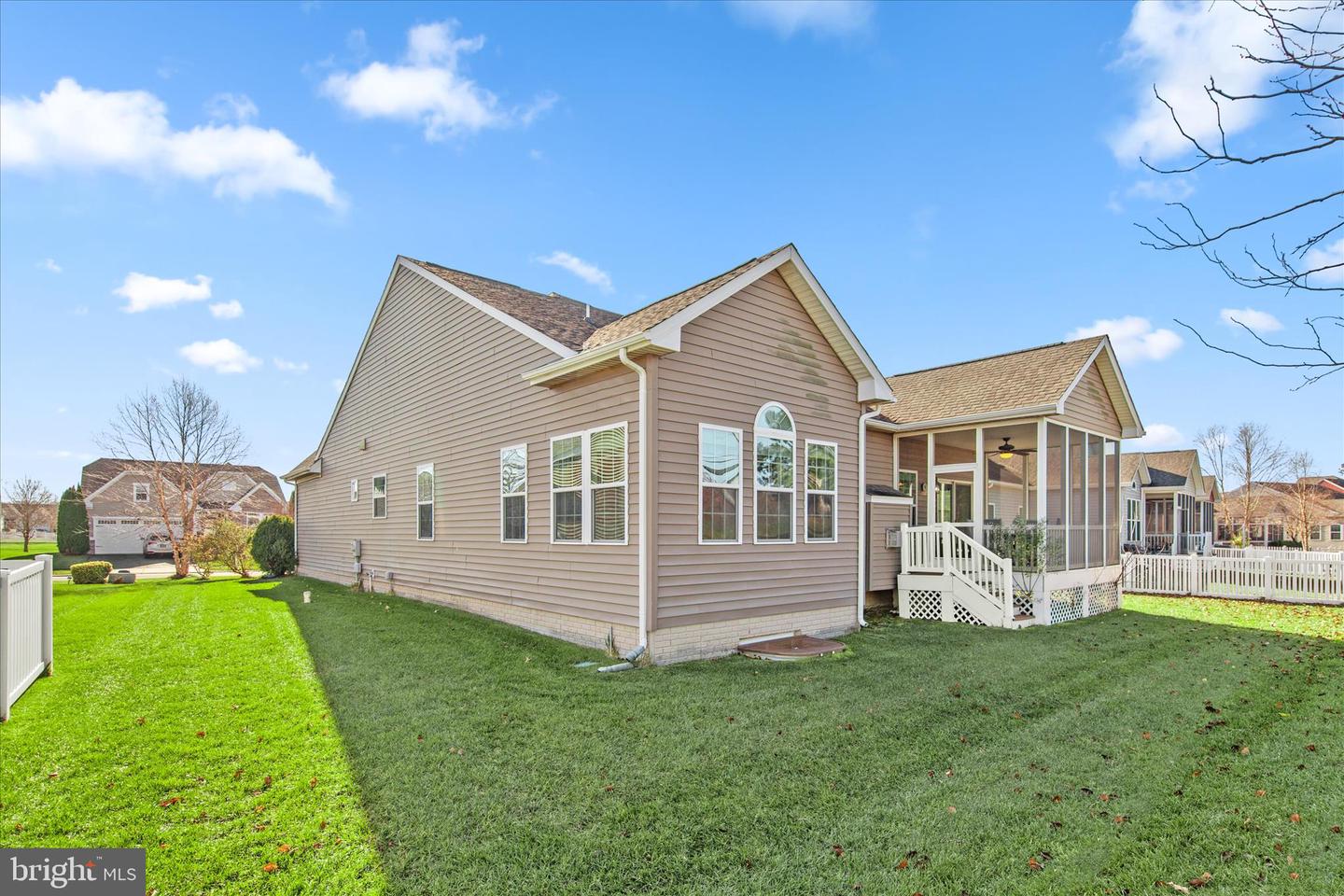 listing image