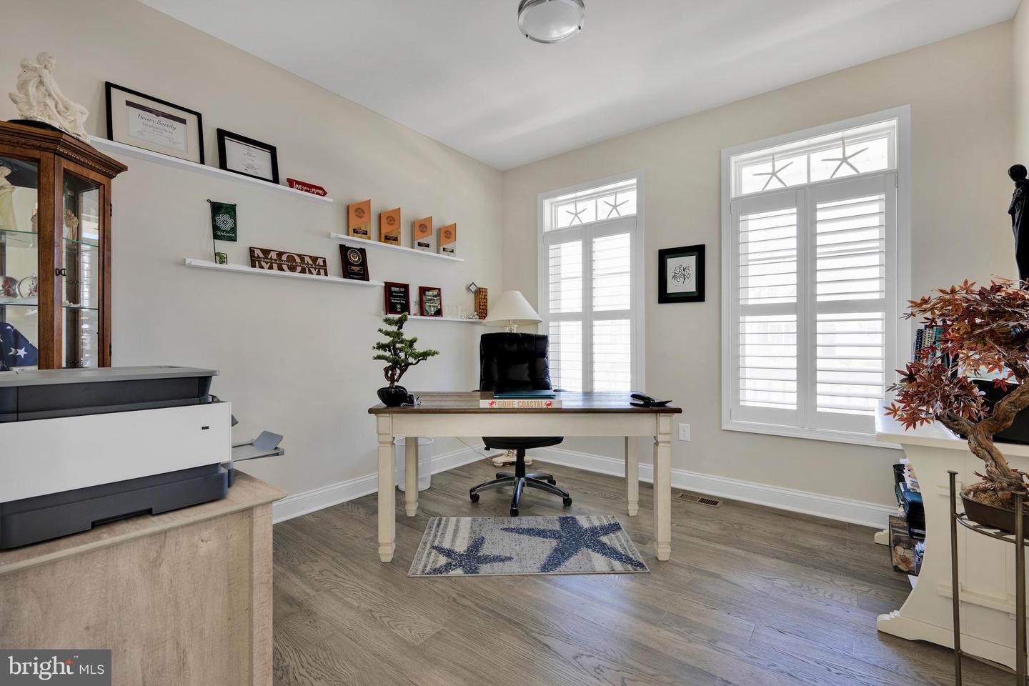 listing image
