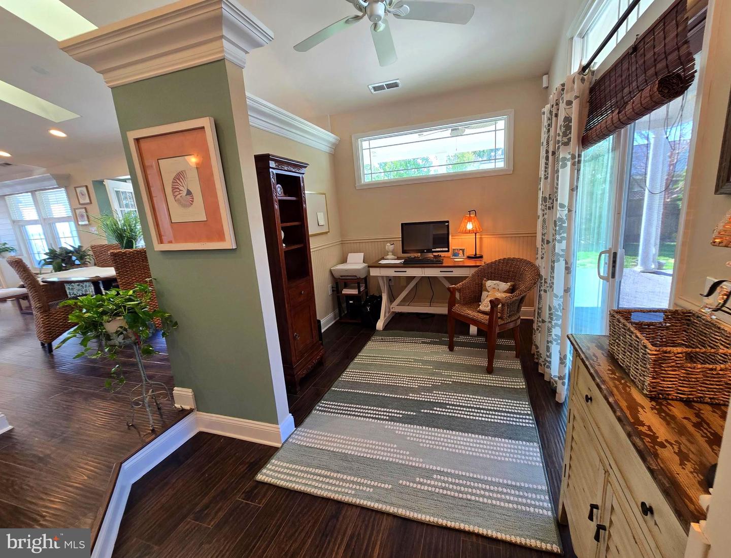 listing image