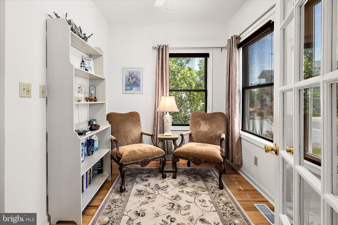listing image