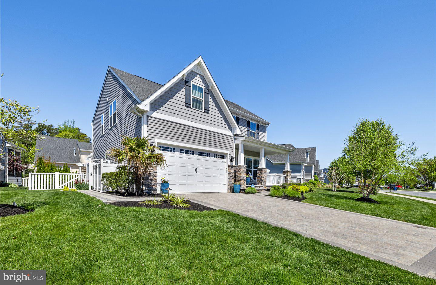 listing image