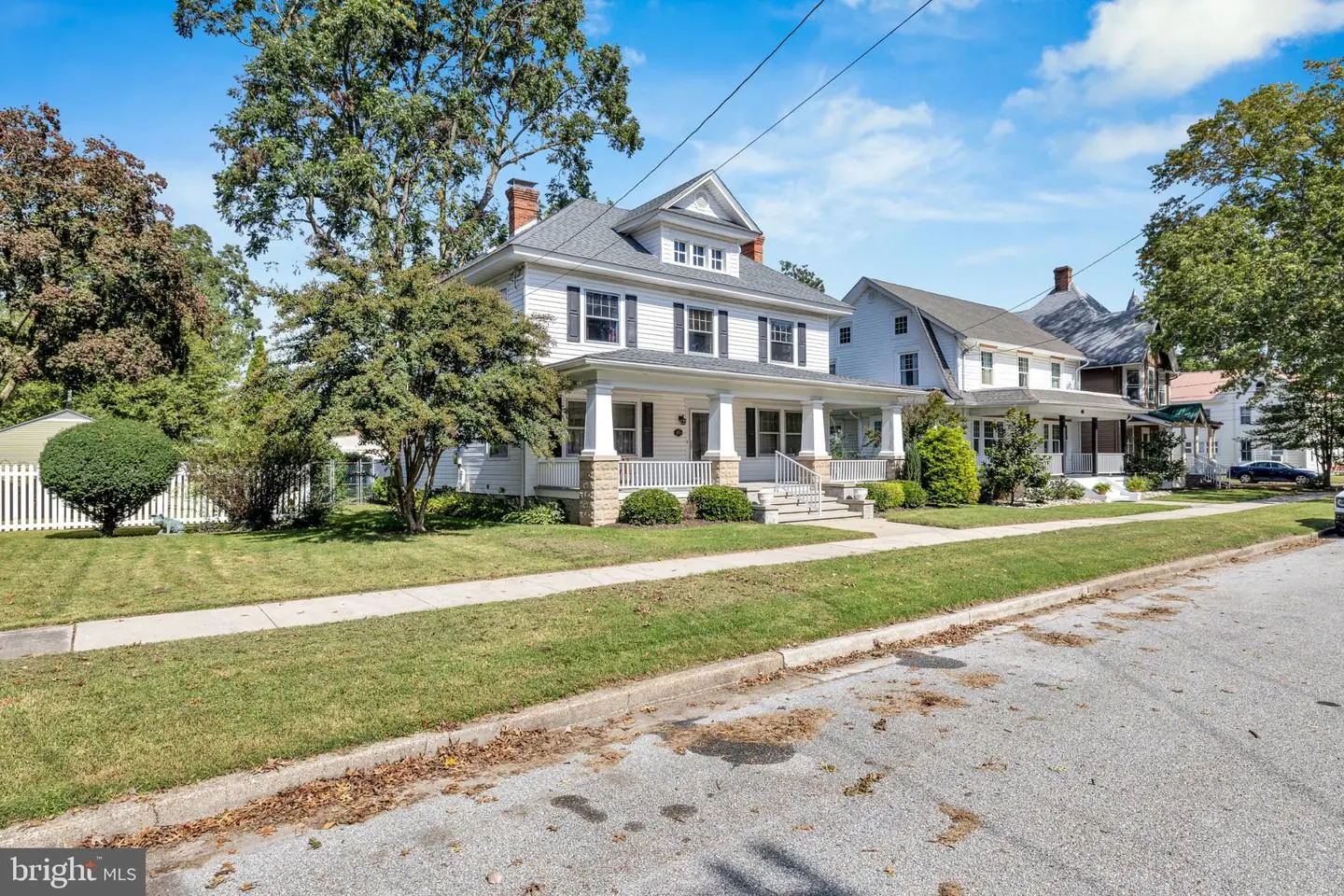listing image