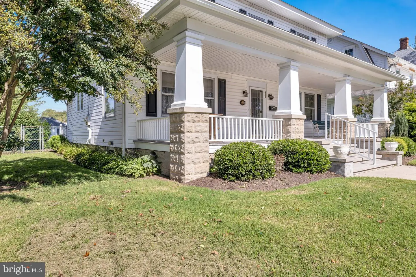 listing image