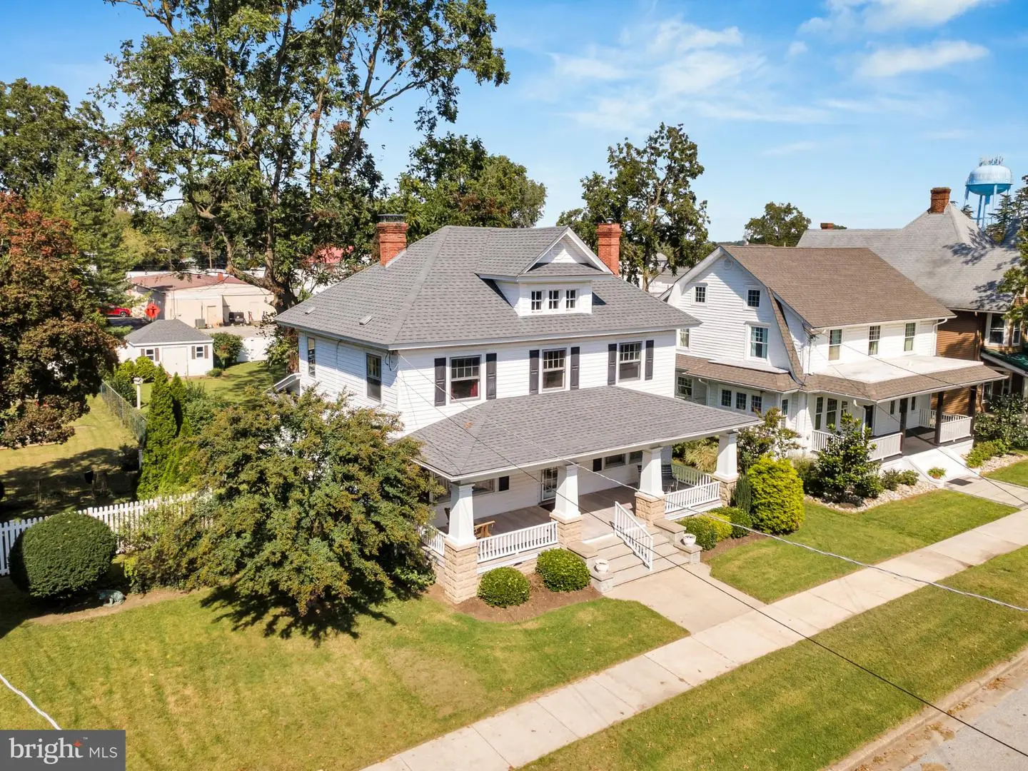 listing image
