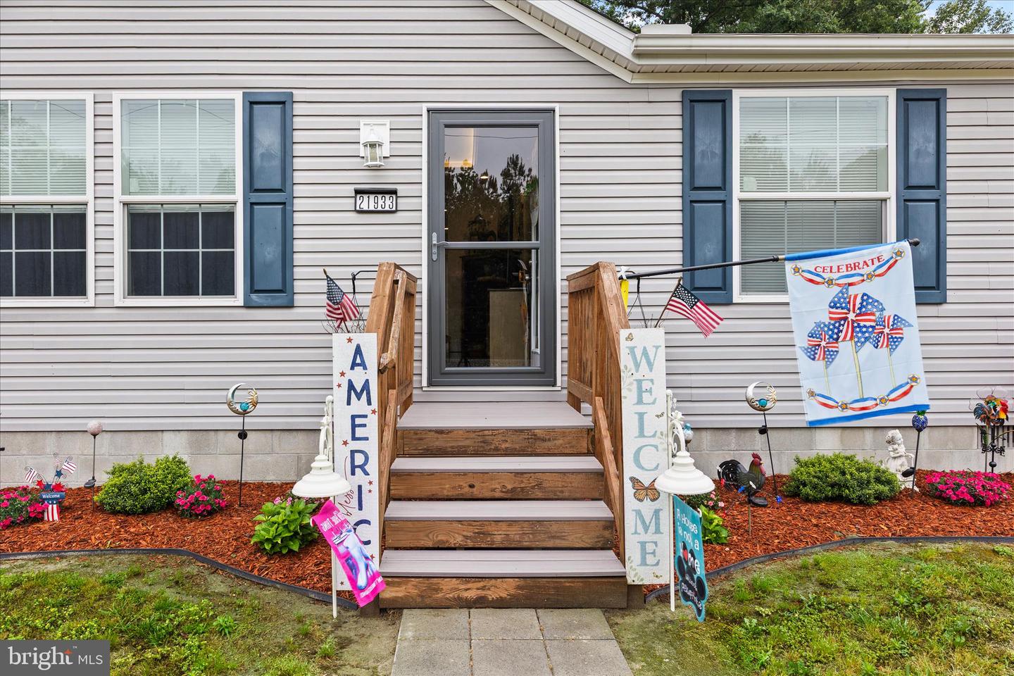 listing image