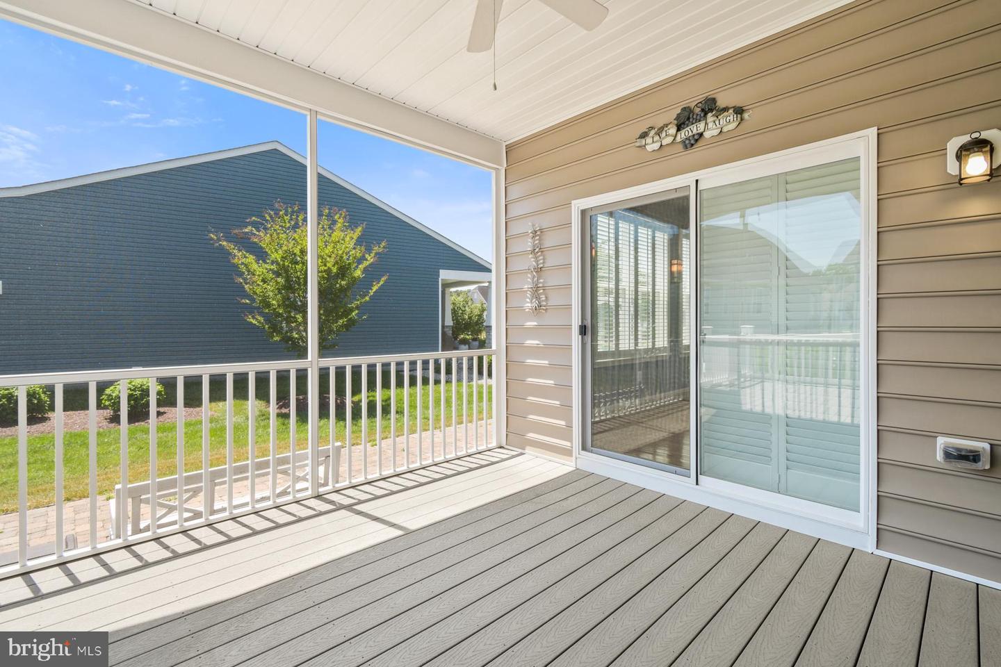 listing image