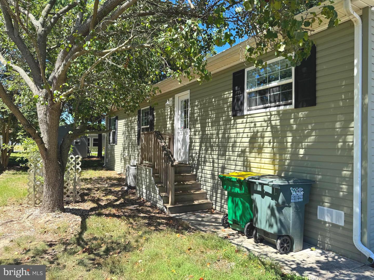 listing image
