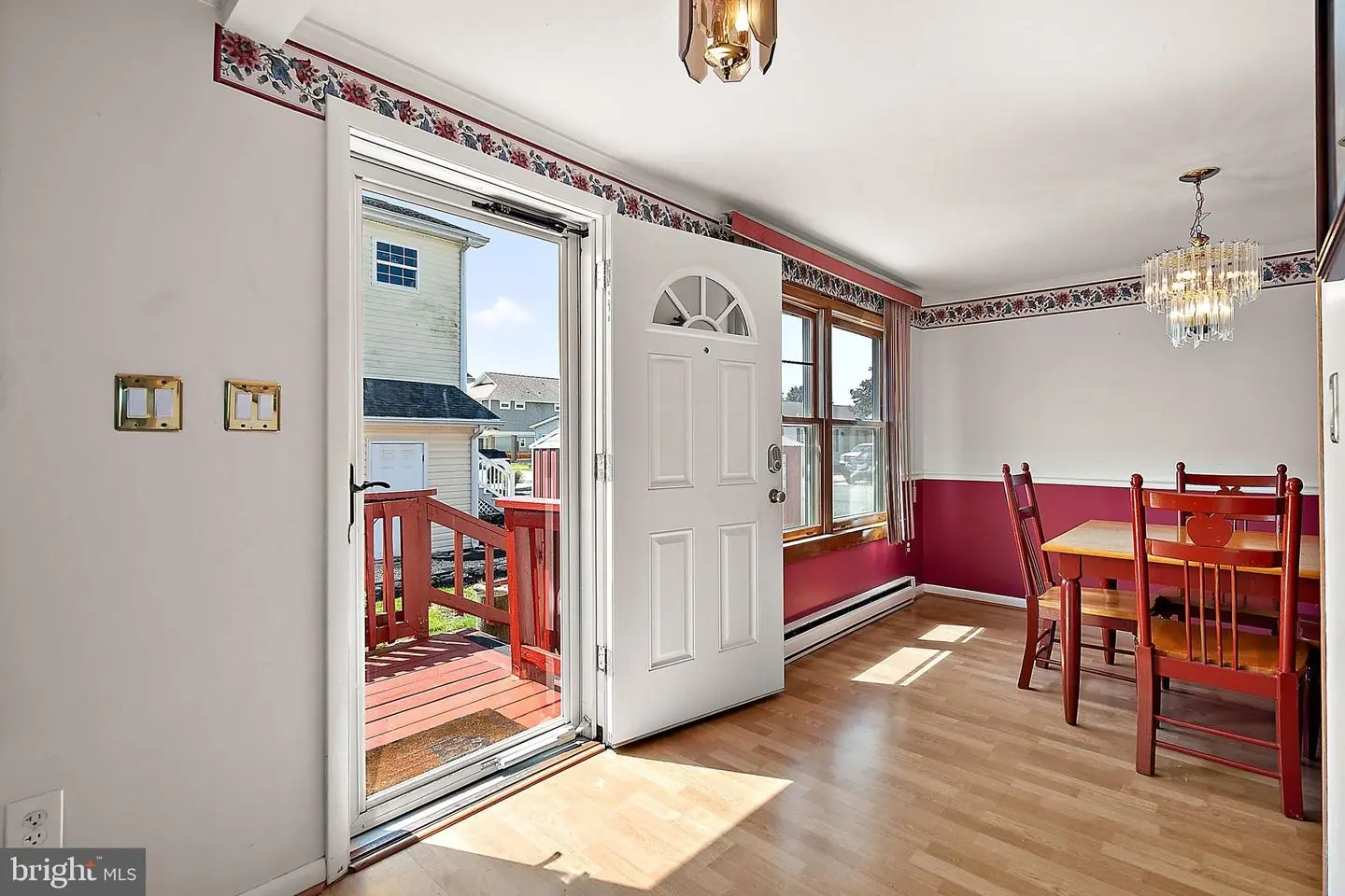 listing image