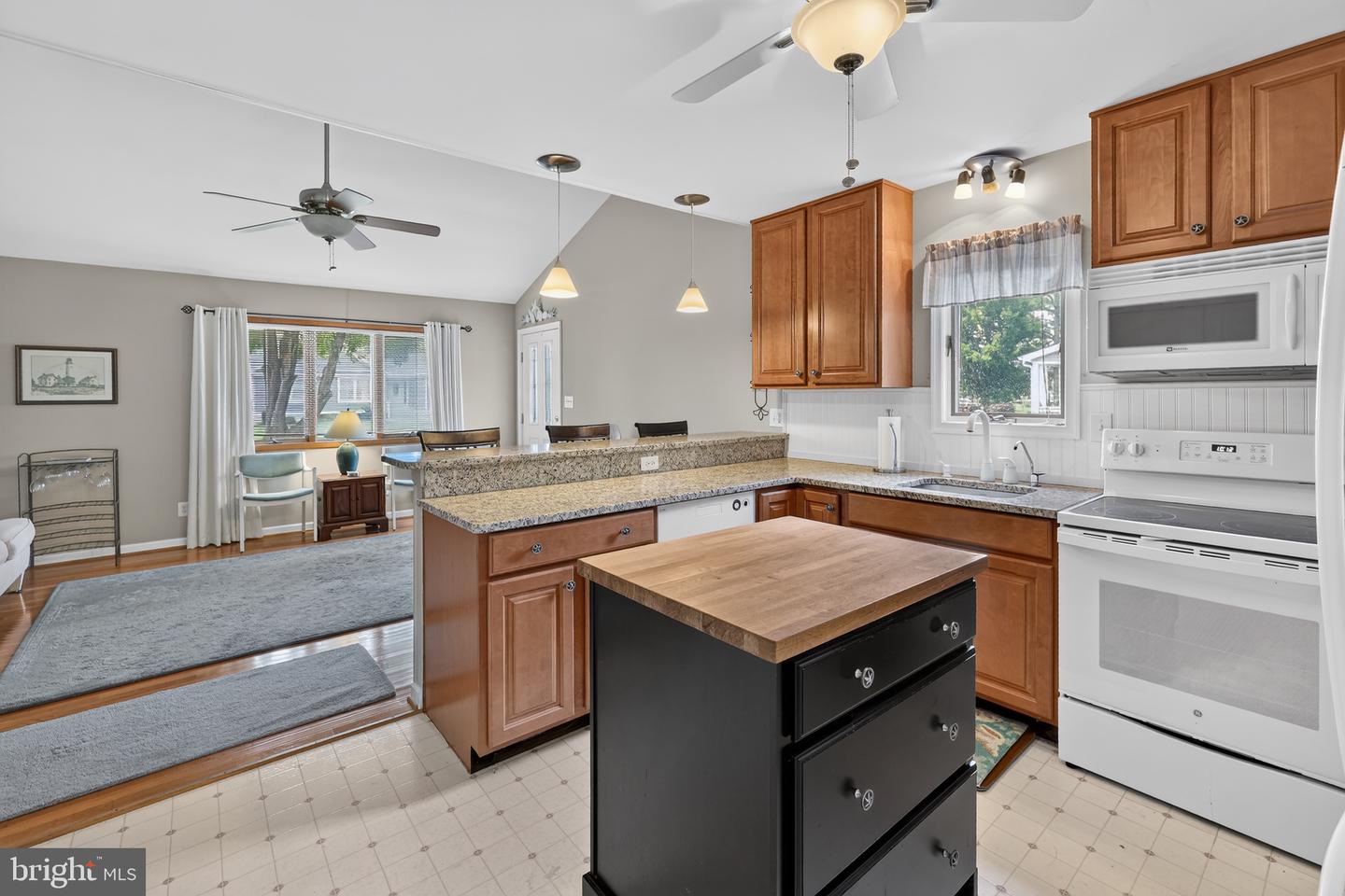 listing image