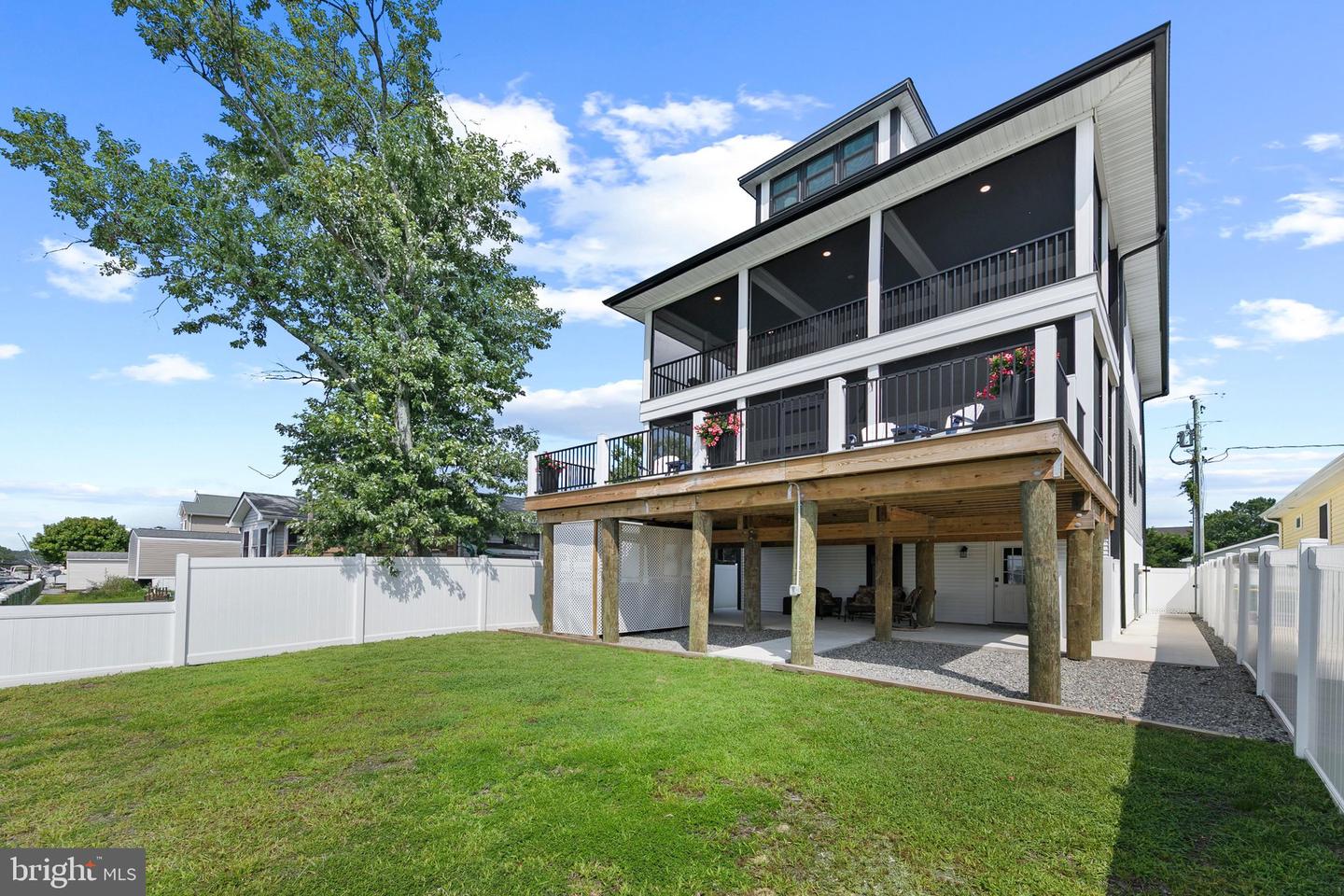 listing image