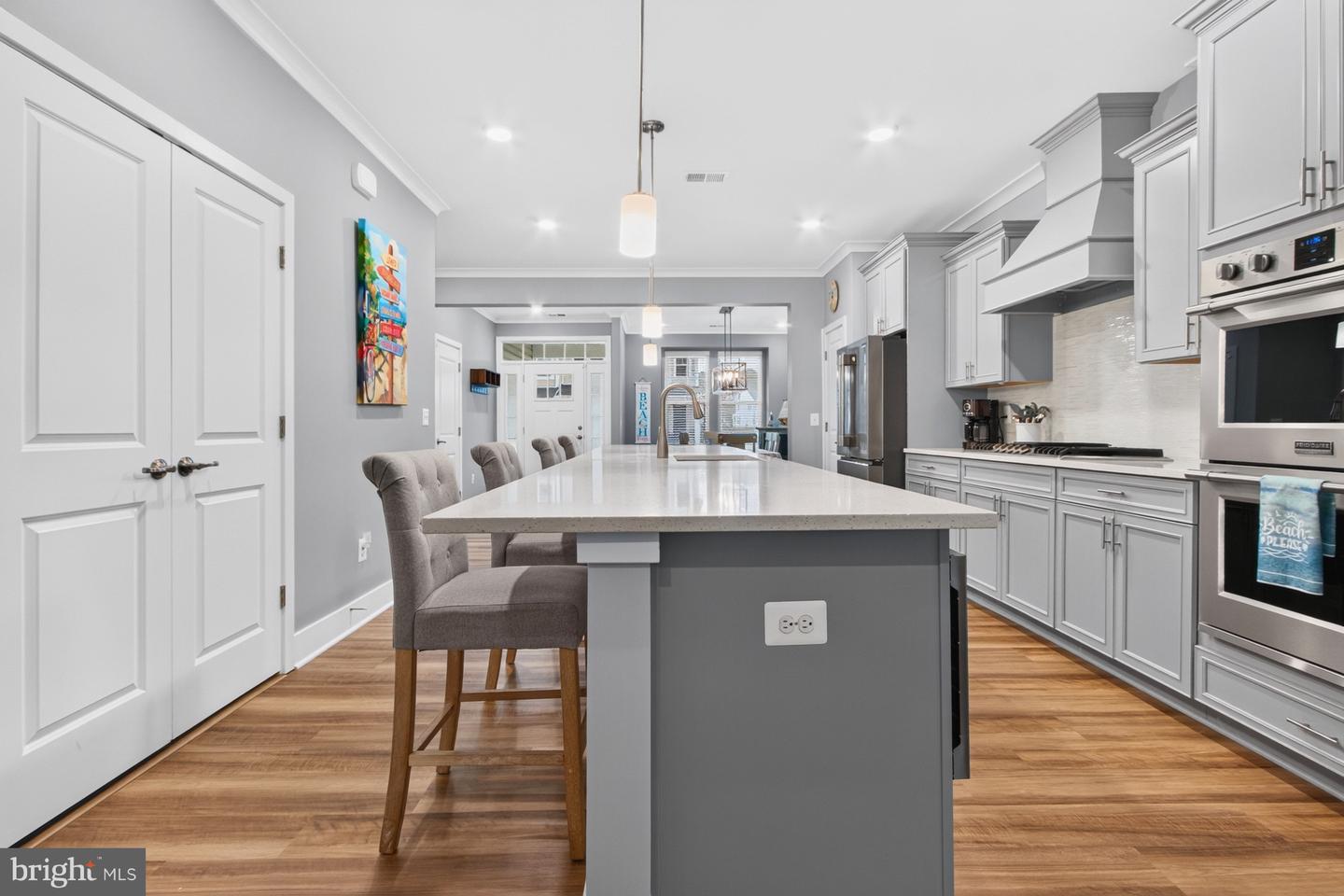 listing image
