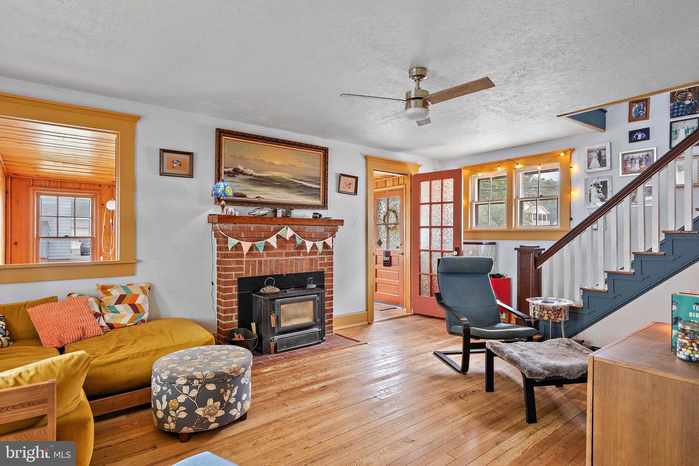 listing image
