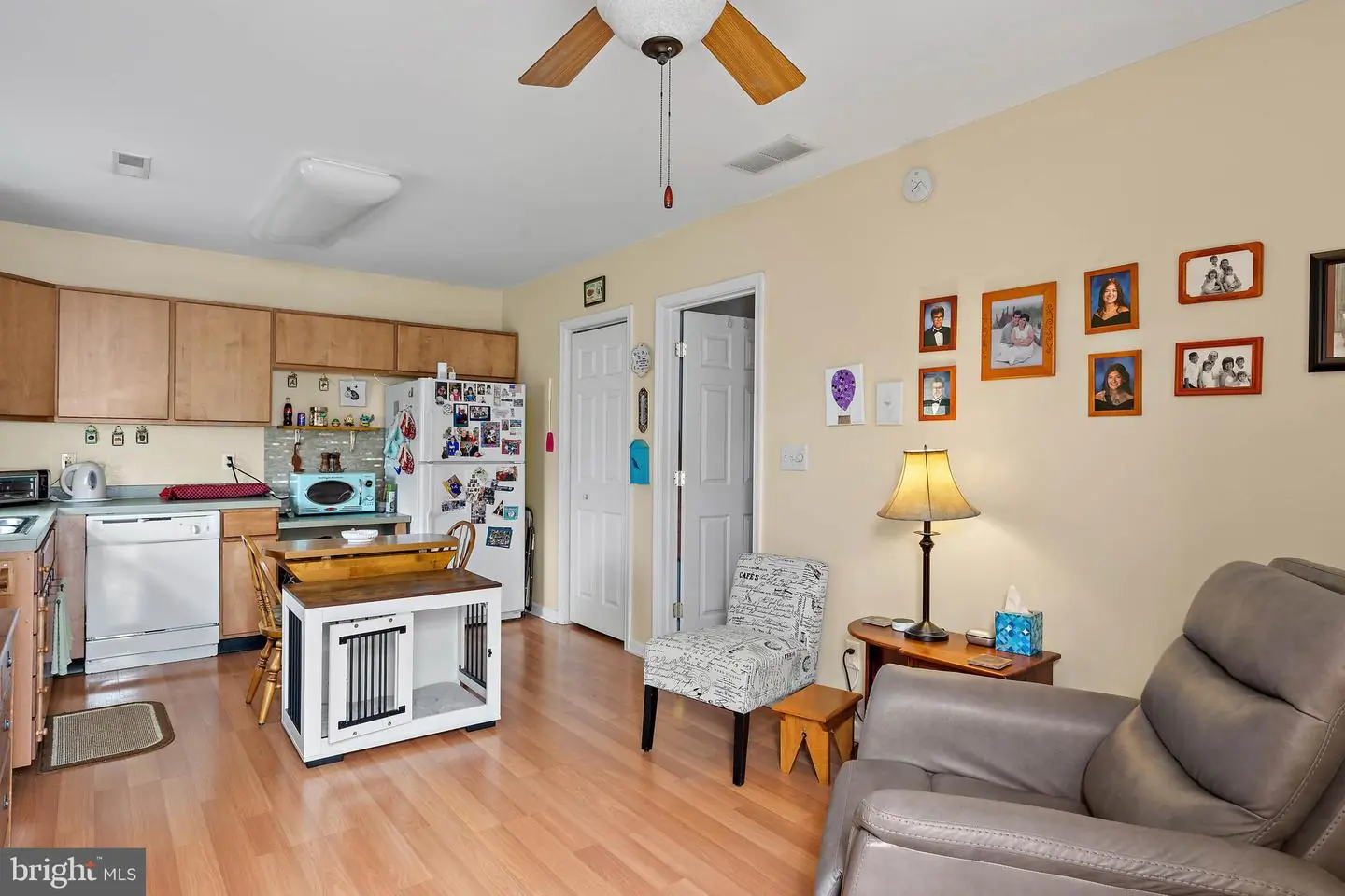listing image