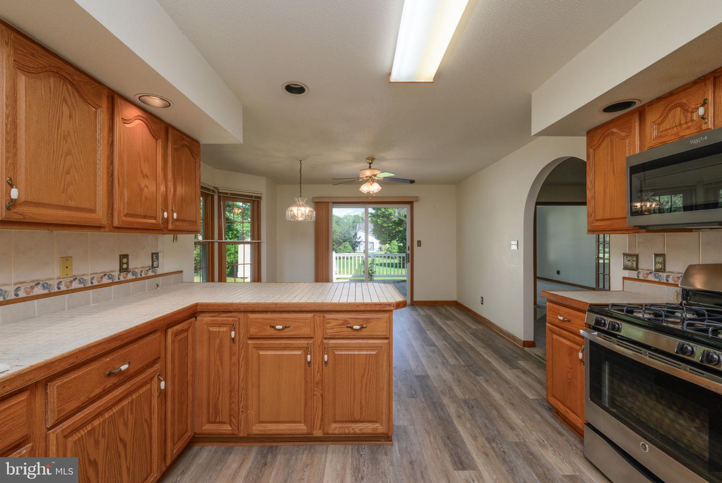 listing image